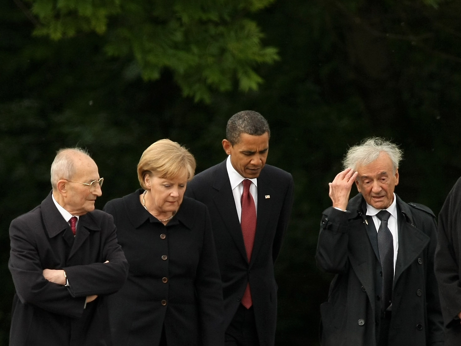 merkel in buchenwald